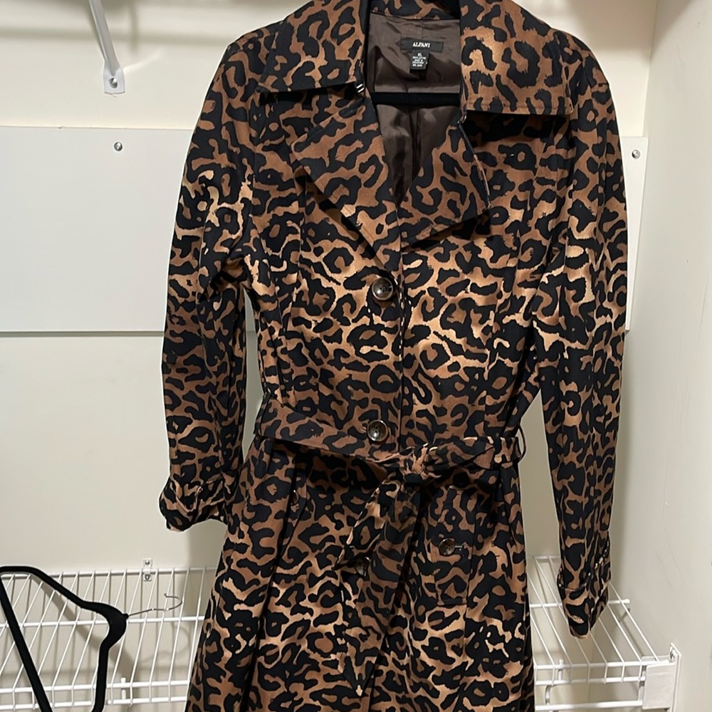 Alfani Animal Print trench coat XL